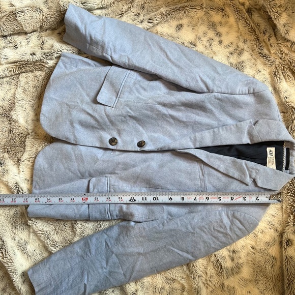 H&M Kids Blazer and Pants Set in Light Blue - Size US 8 - 9 Yrs - Picture 13 of 16